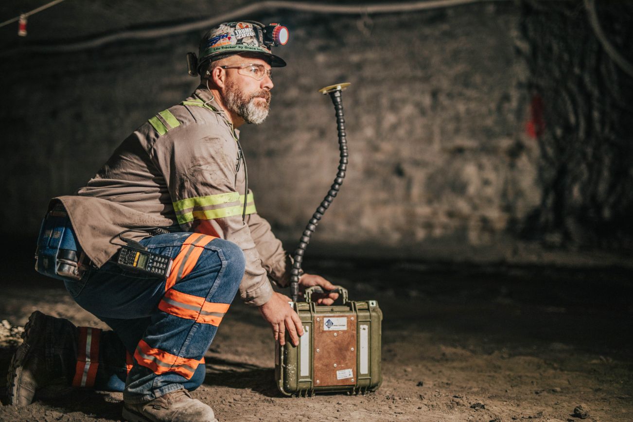 Mine Rescue Tools Mining Solutions - Innovative Wireless Technologies, Inc.