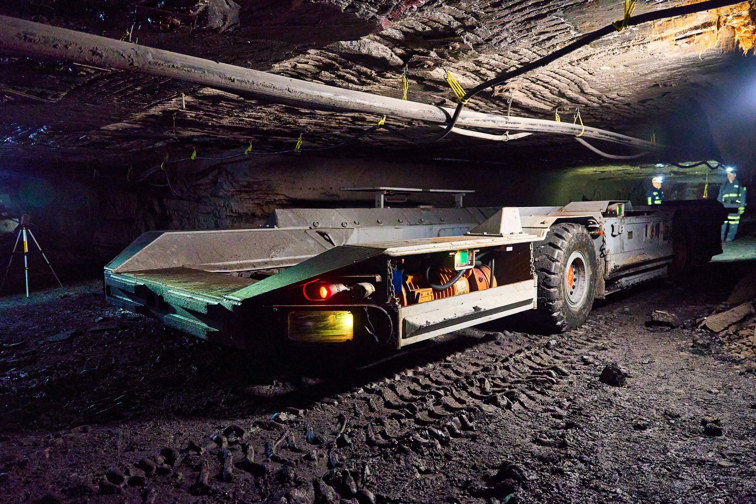 Mine cart inside of mine equipped with Guardian Proximity Detection equipment